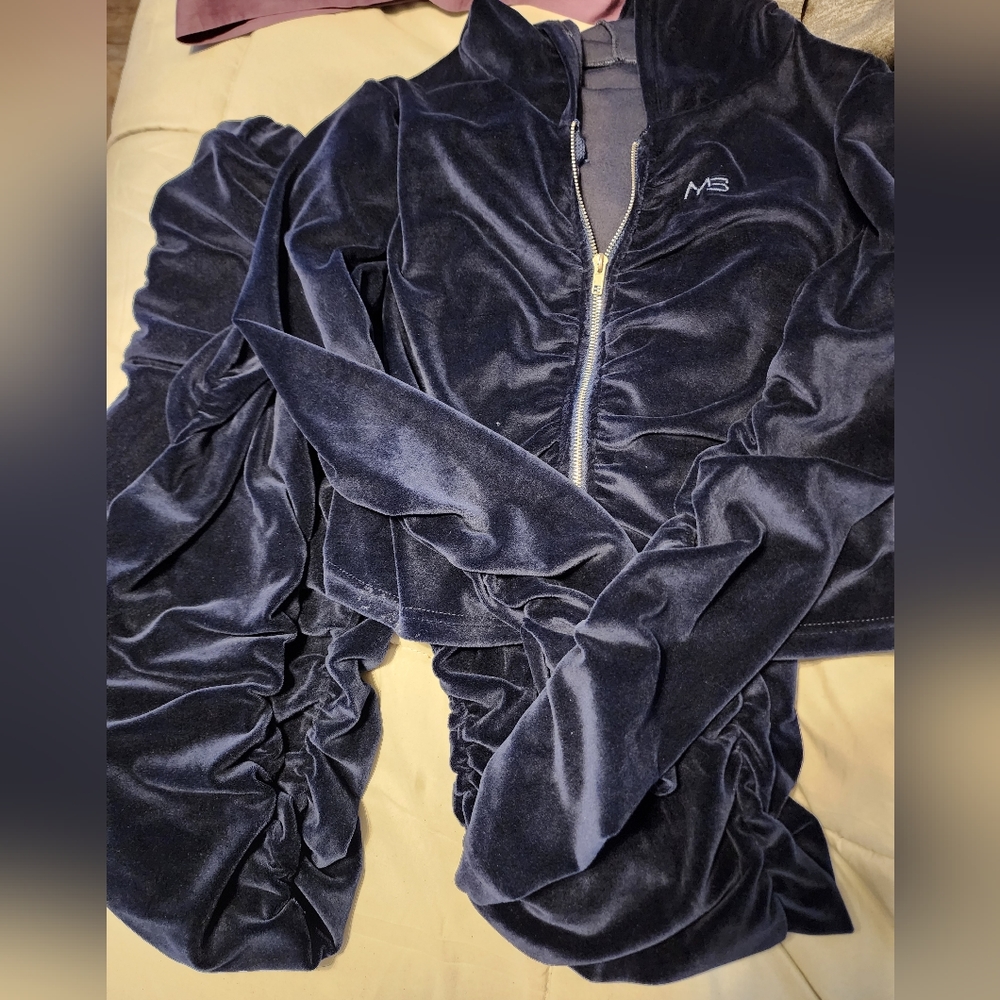 Mini Beast velveteen ruched legs and sleeves jogging suit